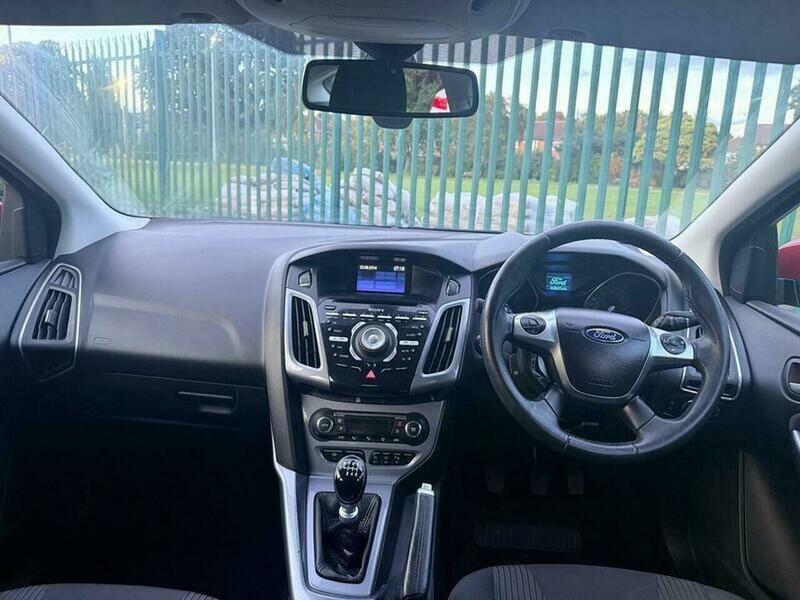 Used Ford Focus 2013 for sale - 76701084: Photo 12