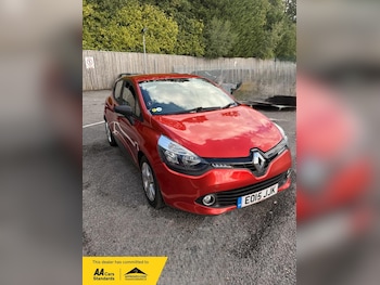 Used Renault Clio 2015 for sale - 75740988: Photo