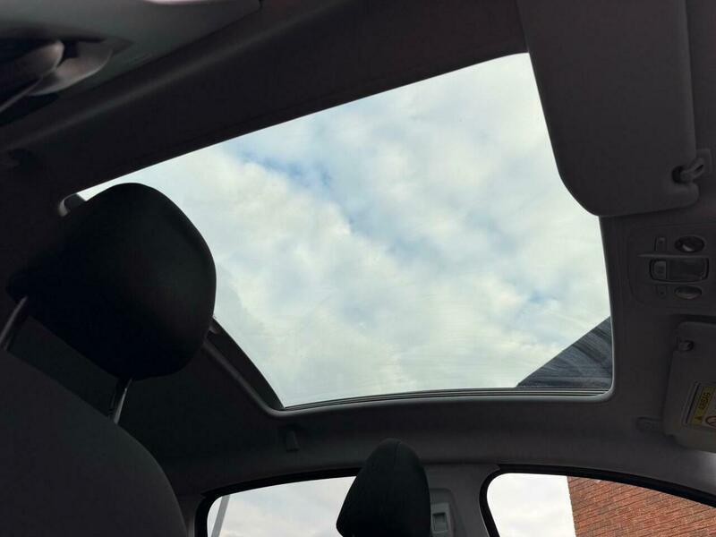 Used Peugeot 208 2014 for sale - 76703628: Photo 22