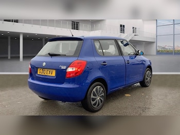 Used Skoda Fabia 2010 for sale - 77376610: Photo