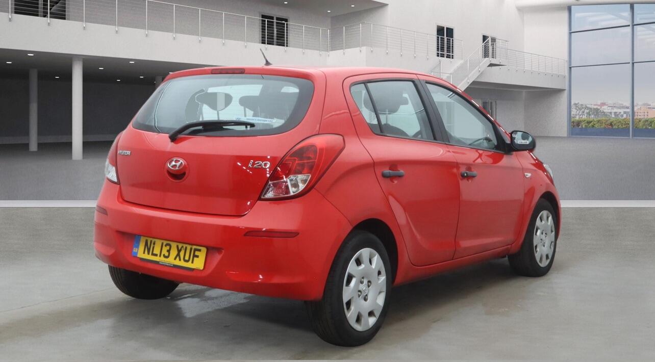 Used Hyundai i20 2013 for sale - 77854091: Photo 2