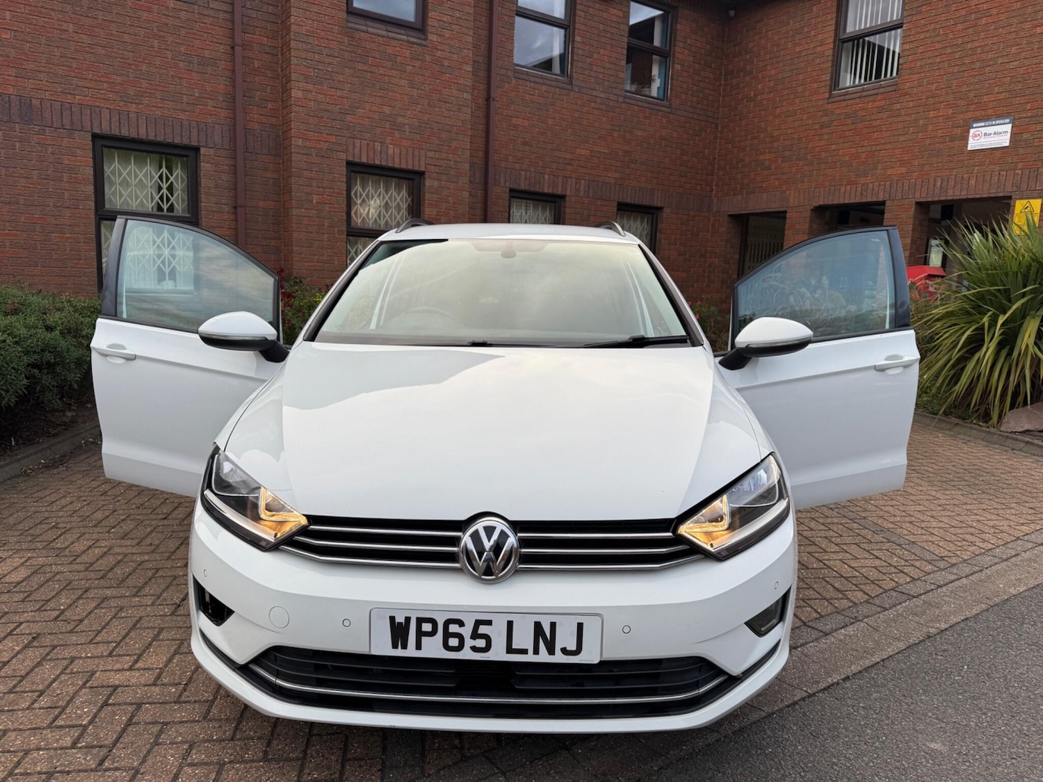 Used Volkswagen Golf SV 2015 for sale - 76728891: Photo 11