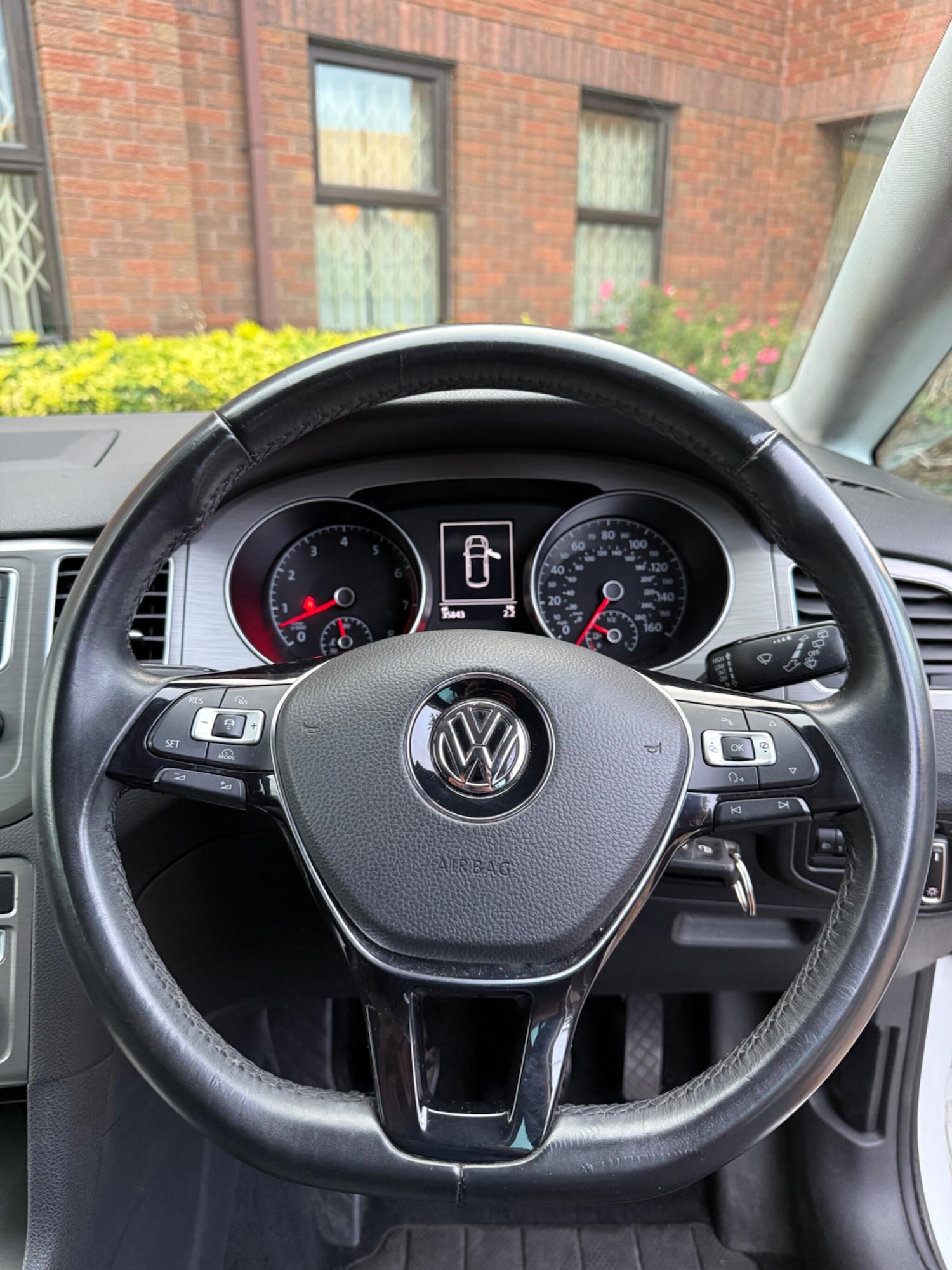 Used Volkswagen Golf SV 2015 for sale - 76728891: Photo 27
