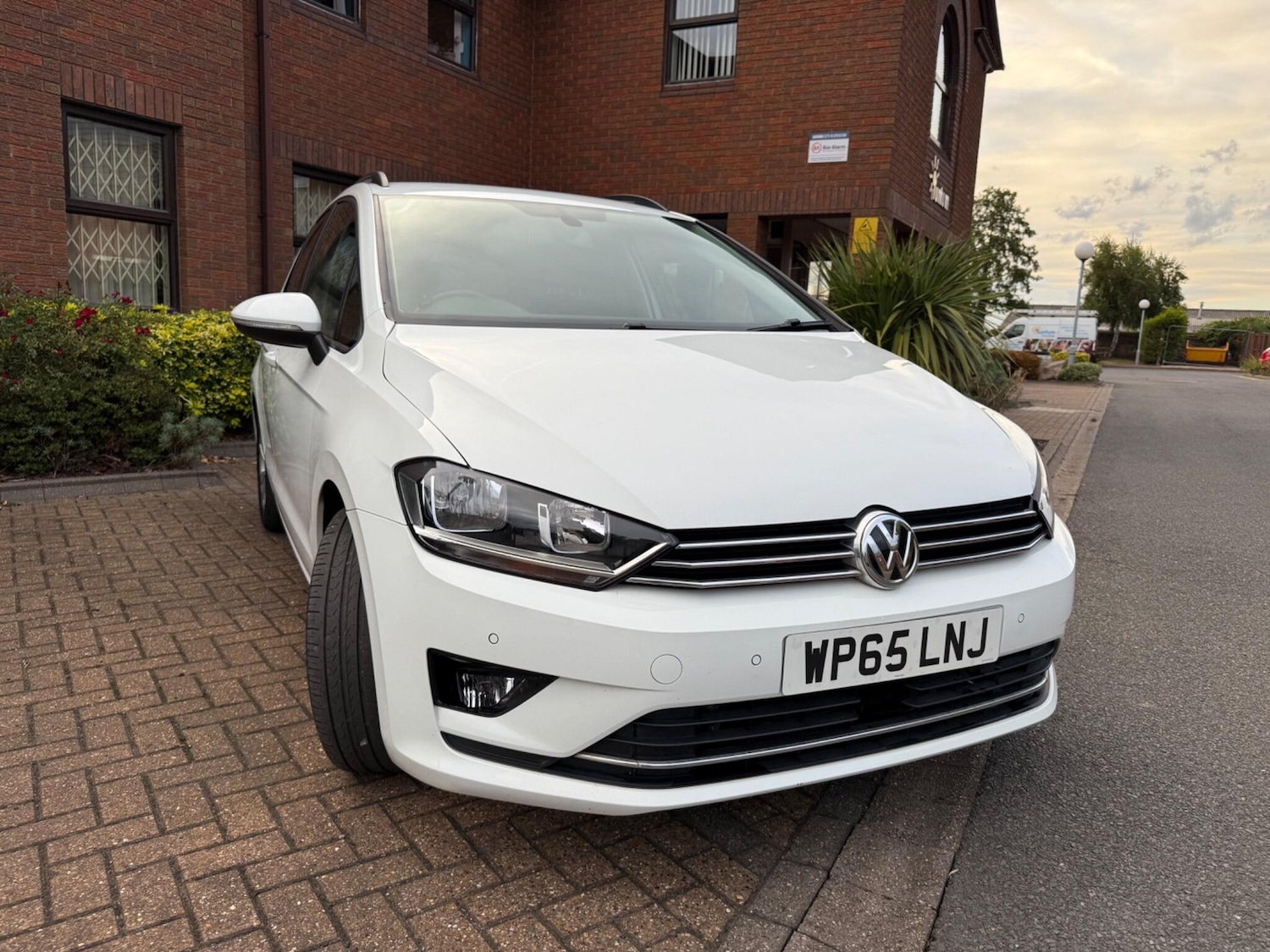 Used Volkswagen Golf SV 2015 for sale - 76728891: Photo 6