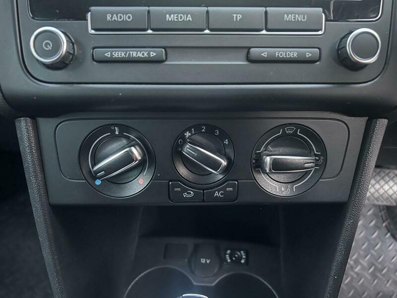 Used Volkswagen Polo 2012 for sale - 76975995: Photo 25