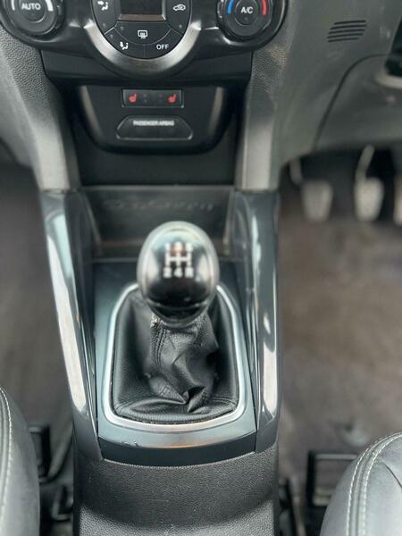 Used Ford Ecosport 2015 for sale - 77386815: Photo 18