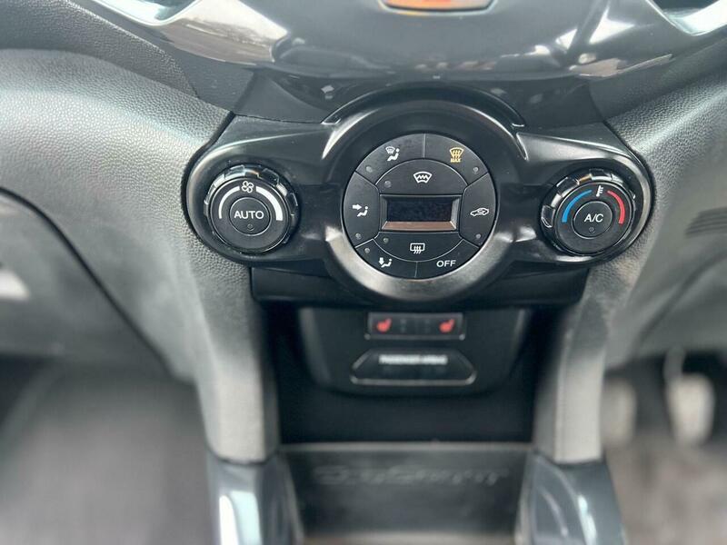 Used Ford Ecosport 2015 for sale - 77386815: Photo 26