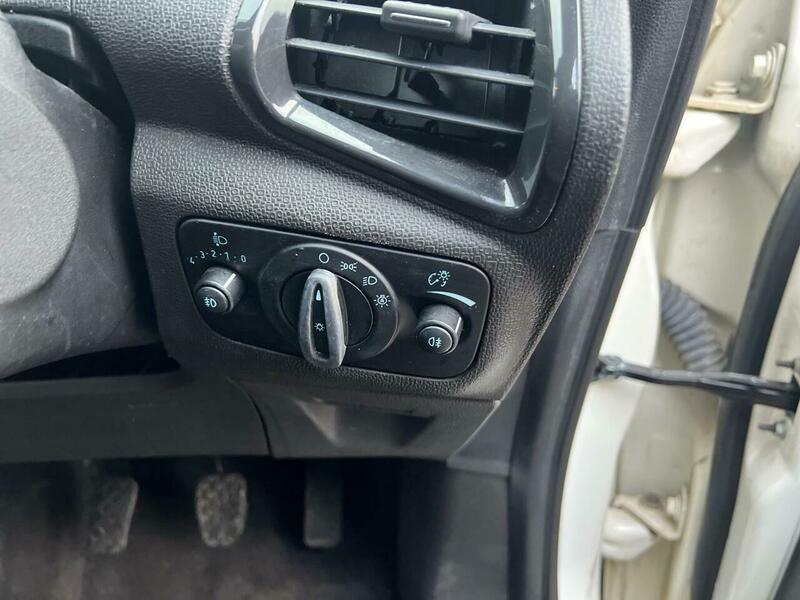 Used Ford Ecosport 2015 for sale - 77386815: Photo 29