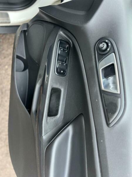 Used Ford Ecosport 2015 for sale - 77386815: Photo 30