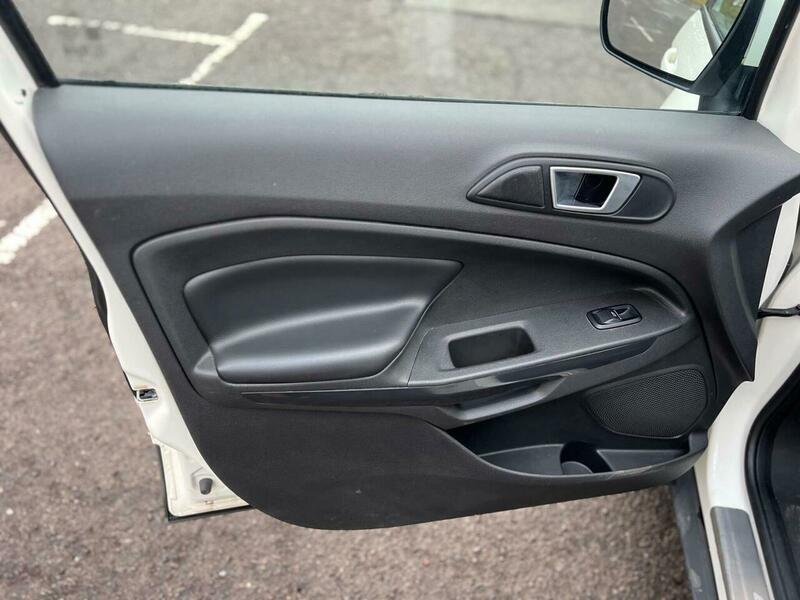 Used Ford Ecosport 2015 for sale - 77386815: Photo 31