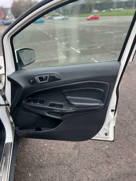 Used Ford Ecosport 2015 for sale - 77386815: Photo 32