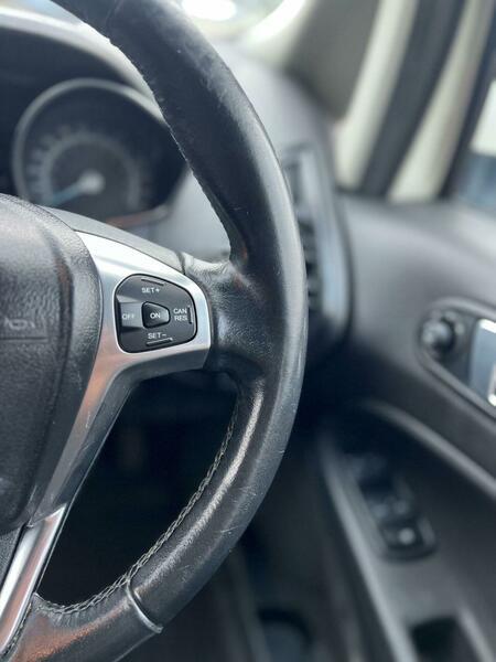 Used Ford Ecosport 2015 for sale - 77386815: Photo 39