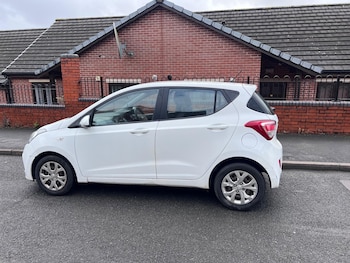 Used Hyundai i10 2015 for sale - 79475293: Photo