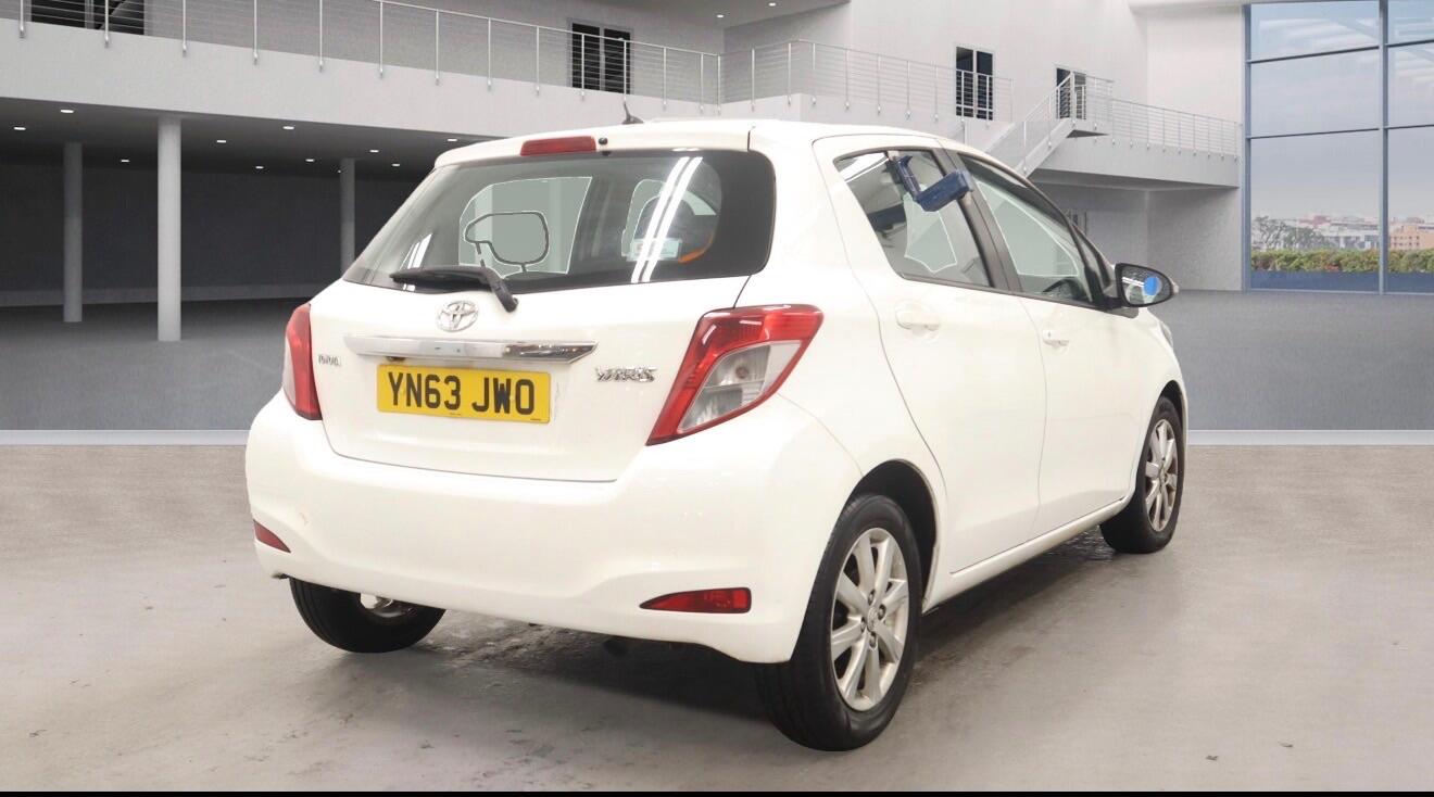 Used Toyota Yaris for sale - 76824204: Photo 5