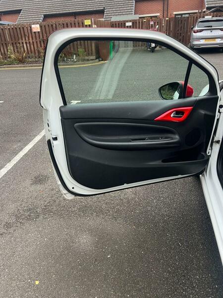 Used Citroen DS3 2013 for sale - 76260355: Photo 30