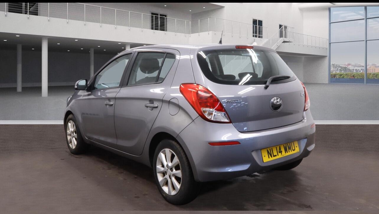 Used Hyundai i20 for sale - 77537373: Photo 3