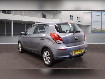 Used Hyundai i20 2014 for sale - 77537373: Photo