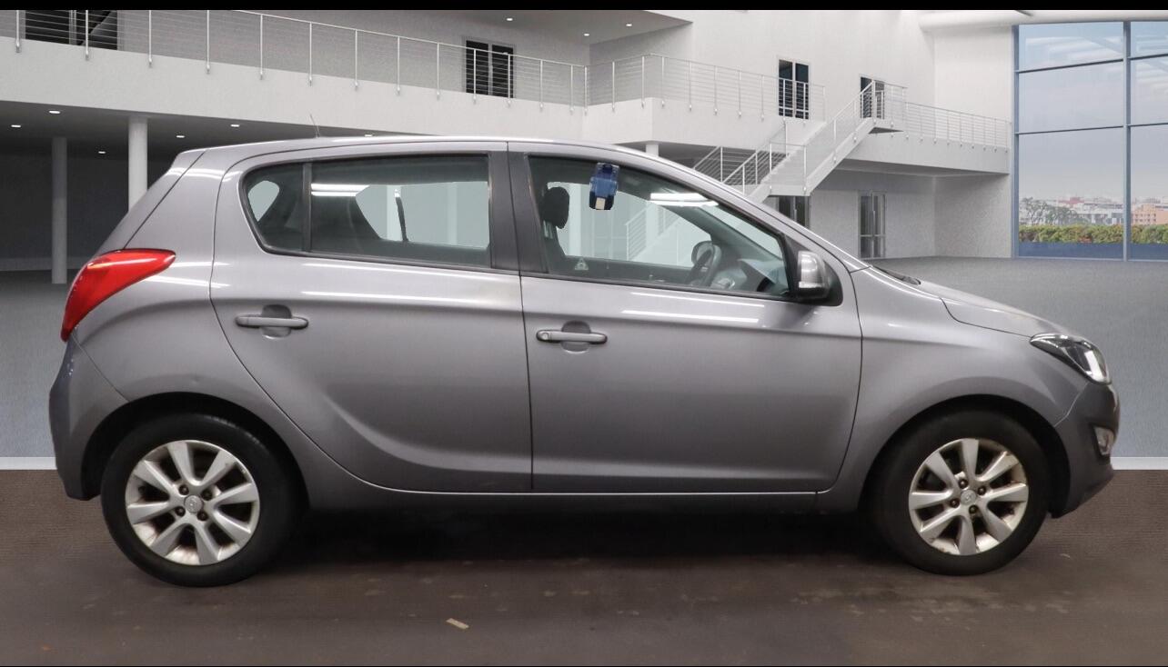 Used Hyundai i20 for sale - 77537373: Photo 5