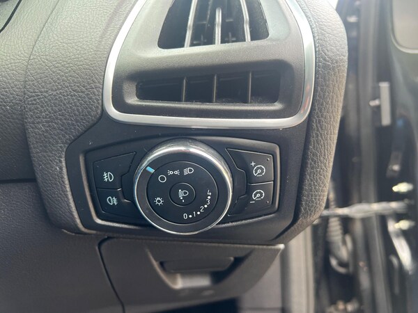 Used Ford Focus 2012 for sale - 76122997: Photo 24