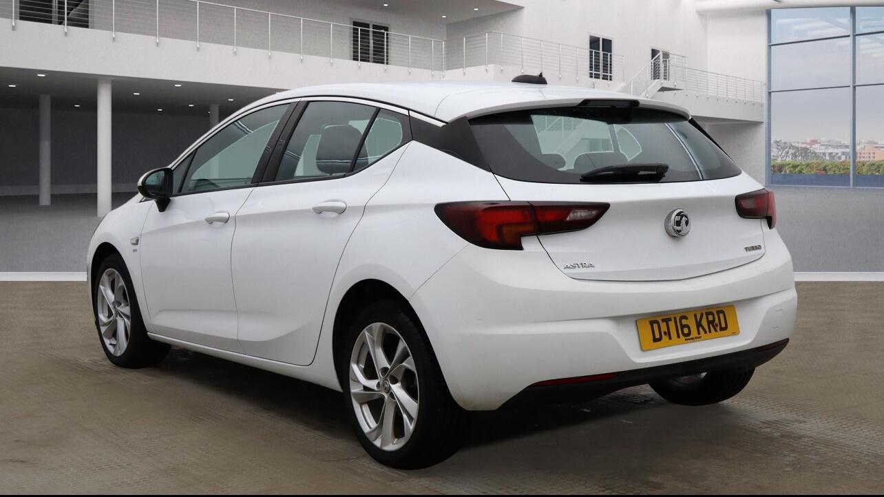 Used Vauxhall Astra for sale - 77242689: Photo 3