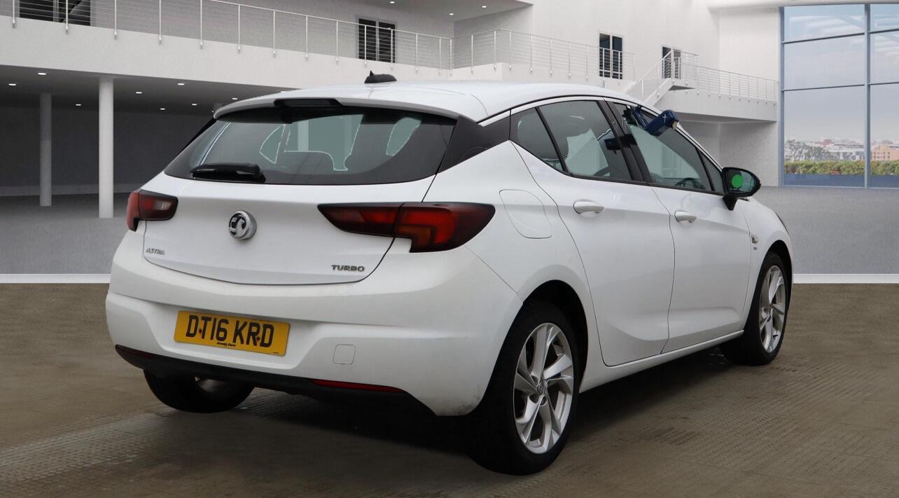 Used Vauxhall Astra for sale - 77242689: Photo 4