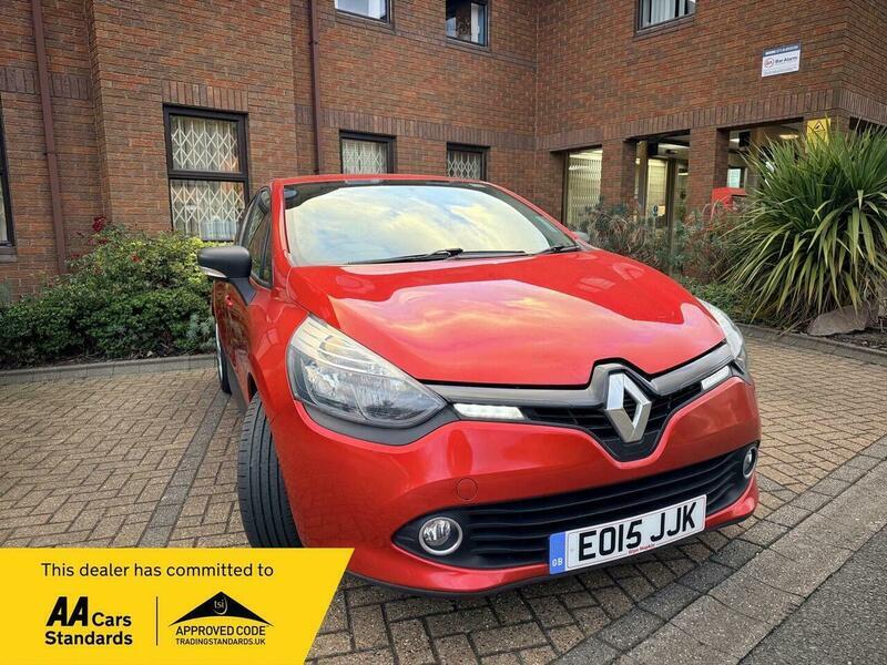 Used Renault Clio 2015 for sale - 76703633: Photo 1