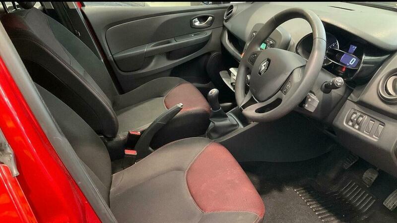 Used Renault Clio 2015 for sale - 76703633: Photo 10