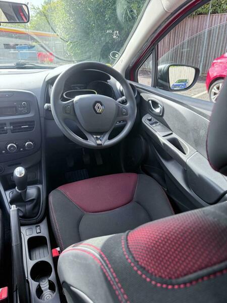 Used Renault Clio 2015 for sale - 76703633: Photo 11