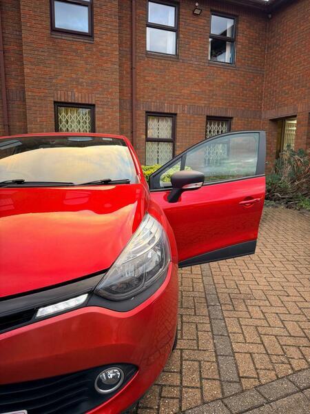 Used Renault Clio 2015 for sale - 76703633: Photo 27