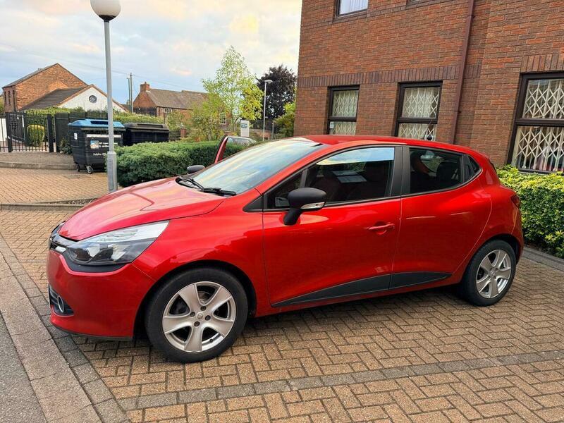 Used Renault Clio 2015 for sale - 76703633: Photo 30