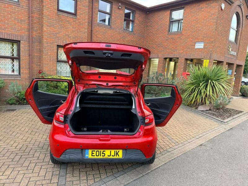 Used Renault Clio 2015 for sale - 76703633: Photo 35