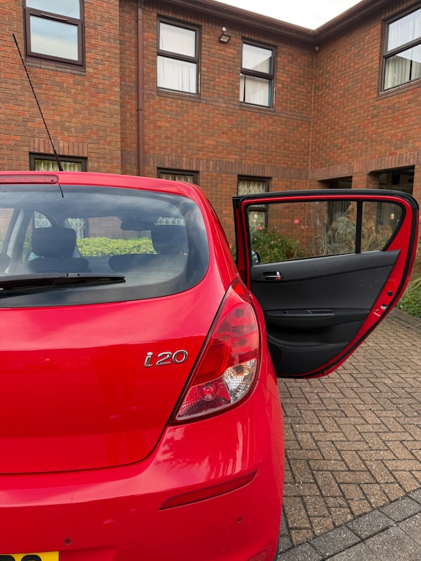 Used Hyundai i20 2012 for sale - 75581329: Photo 13