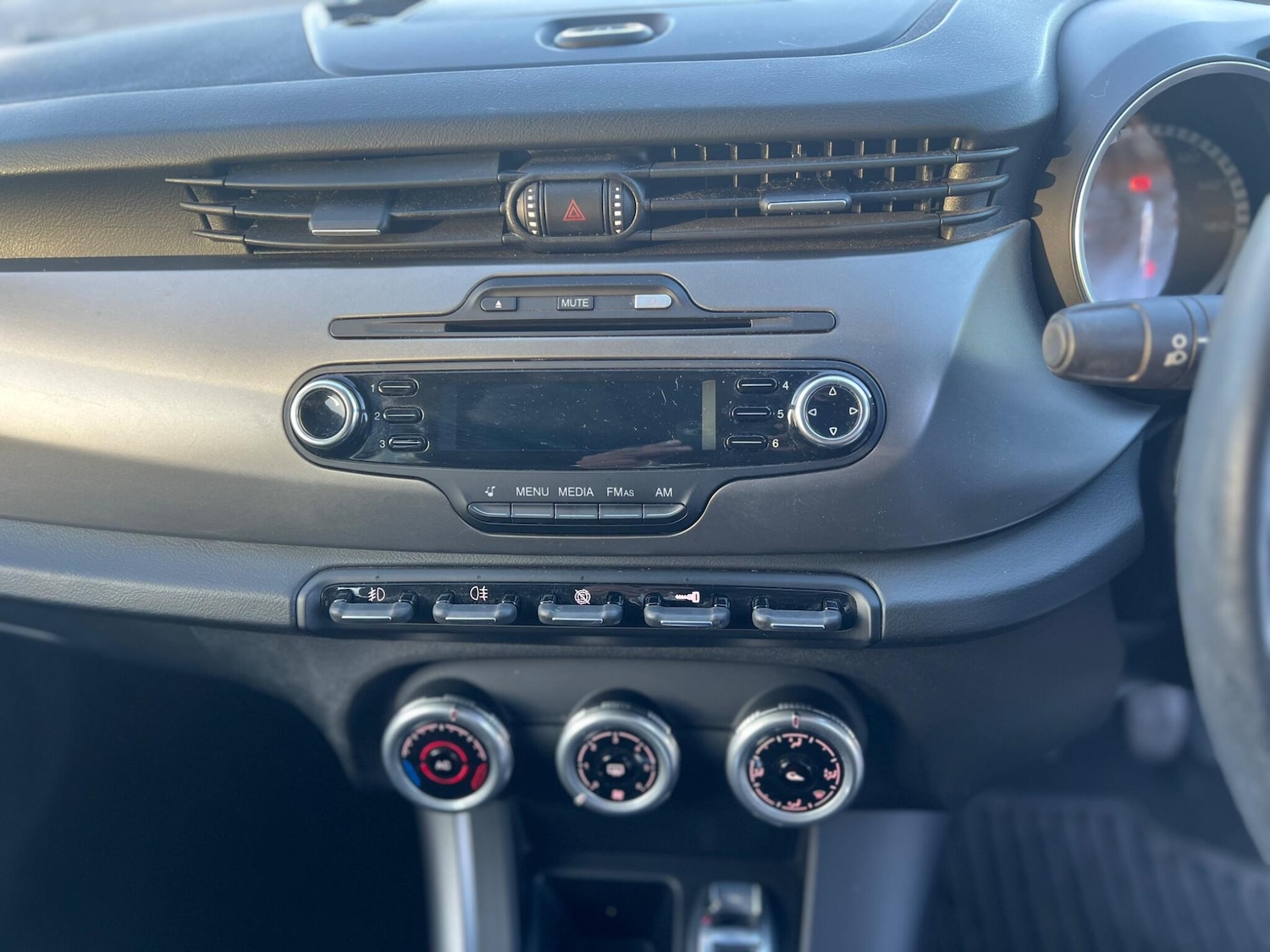 Used Alfa Romeo Giulietta 2013 for sale - 76702353: Photo 43