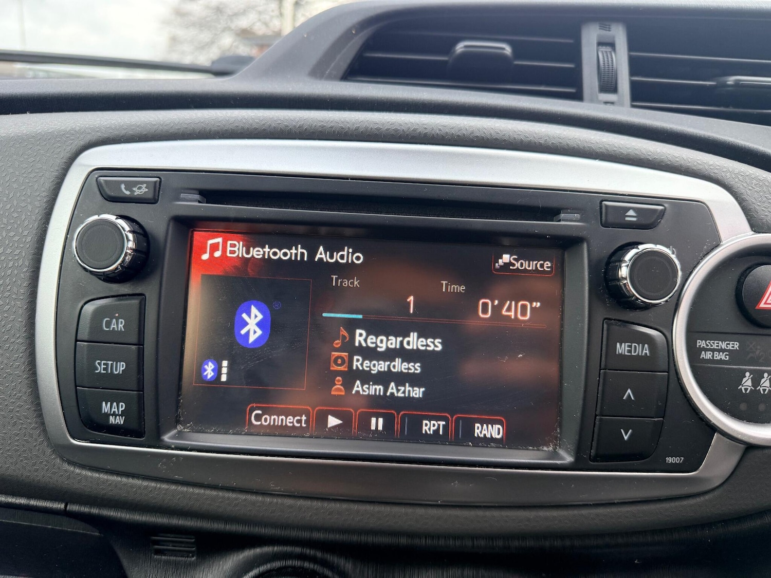 Used Toyota Yaris 2013 for sale - 77637672: Photo 28