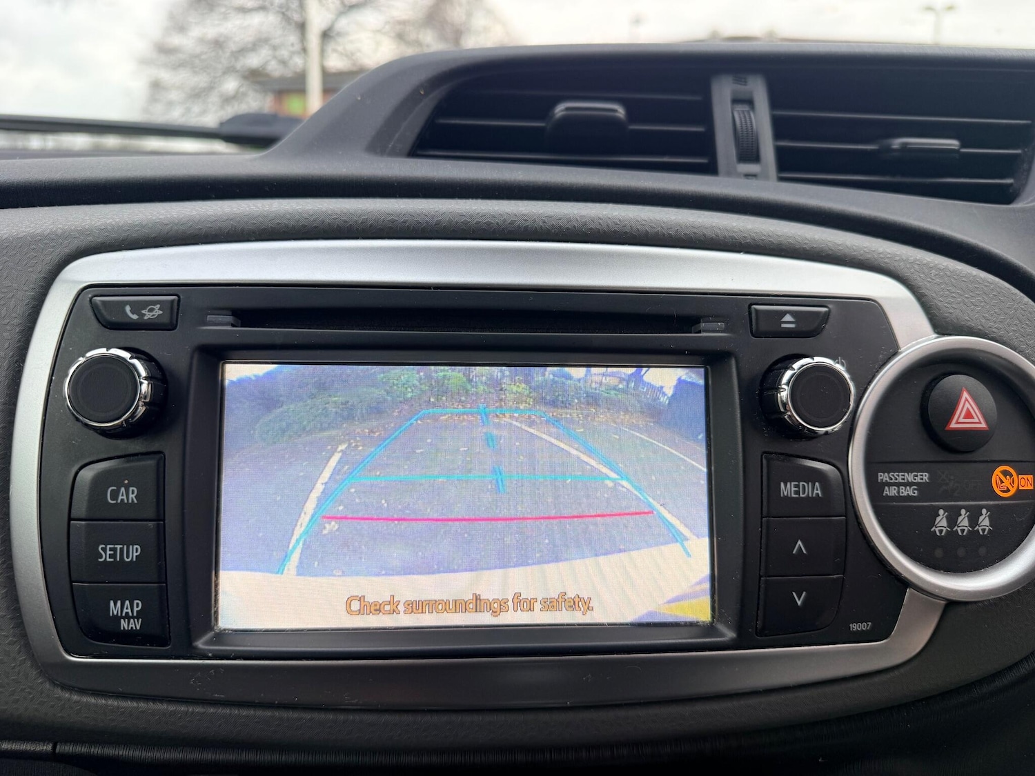 Used Toyota Yaris 2013 for sale - 77637672: Photo 29