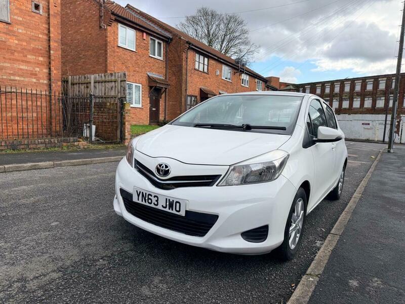 Used Toyota Yaris 2013 for sale - 77637672: Photo 41