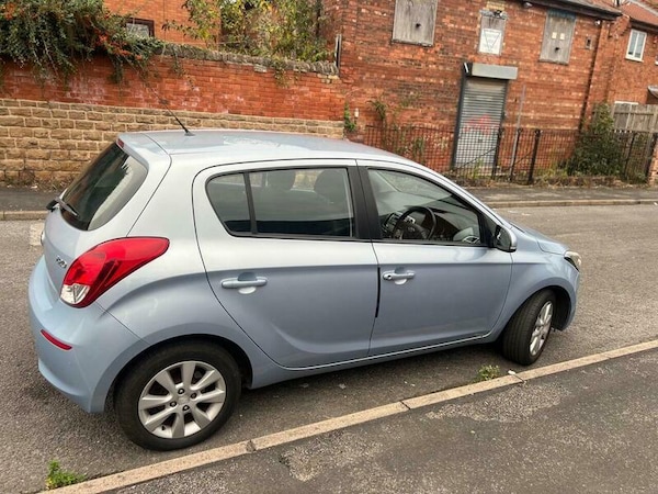 Used Hyundai i20 2013 for sale - 76122993: Photo 12
