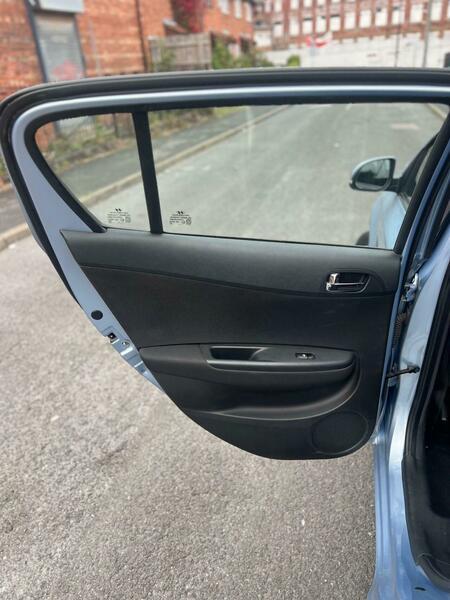 Used Hyundai i20 2013 for sale - 76122993: Photo 31