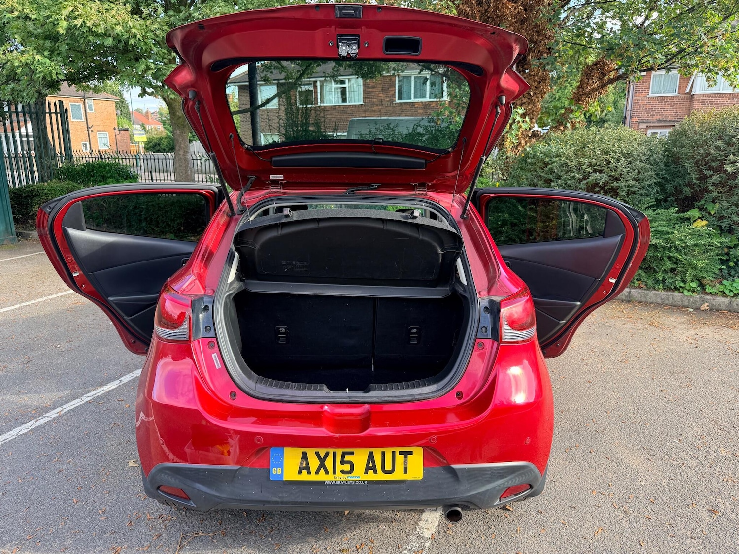 Used Mazda Mazda2 2015 for sale - 76703631: Photo 21