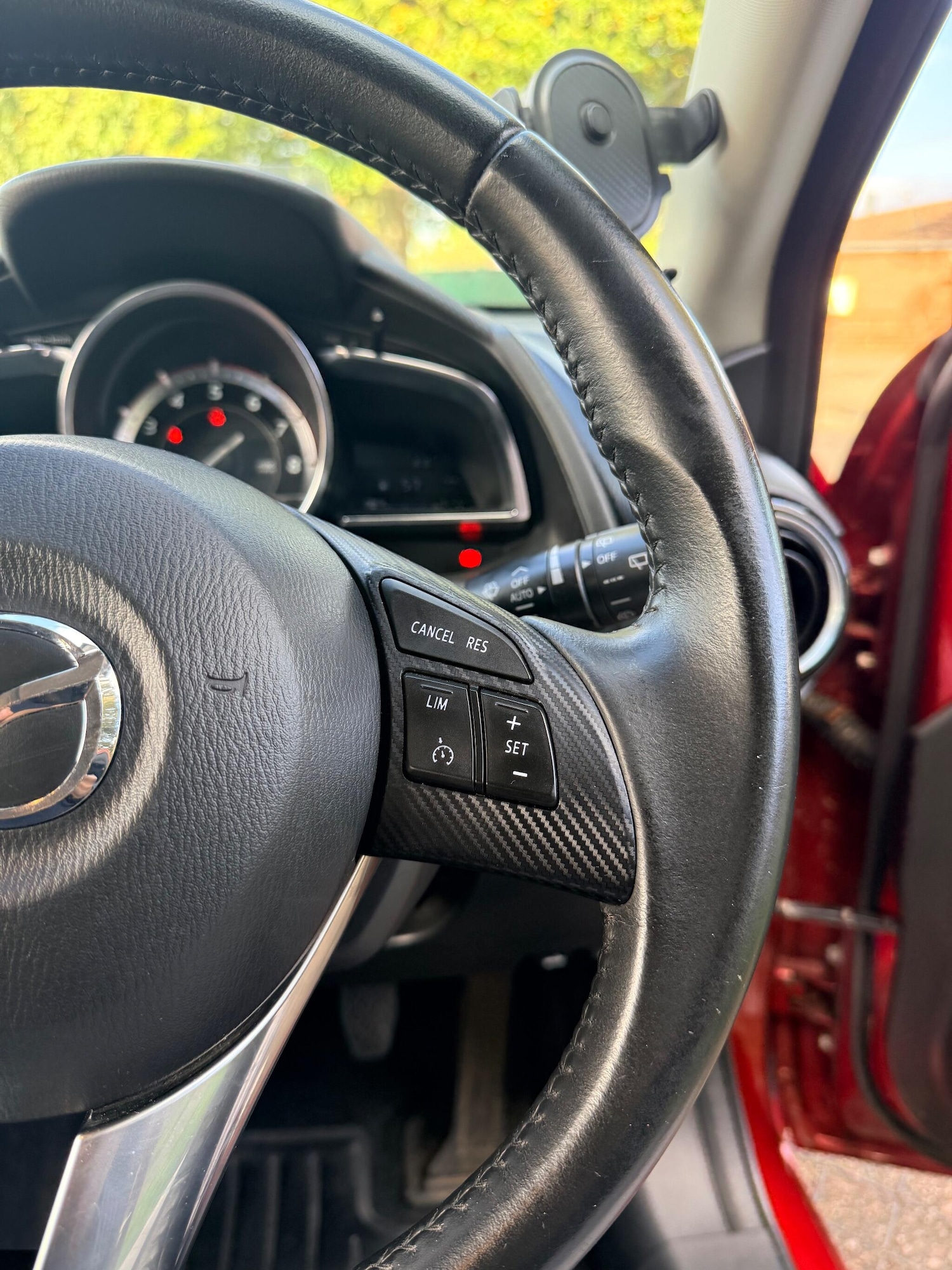 Used Mazda Mazda2 2015 for sale - 76703631: Photo 25