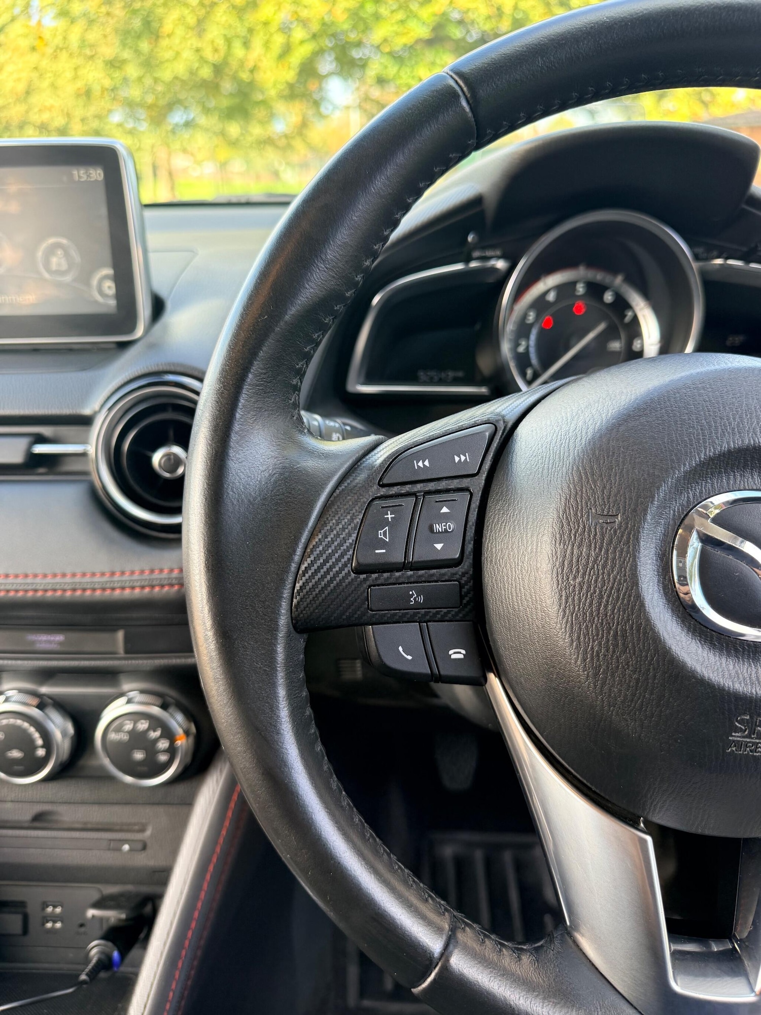 Used Mazda Mazda2 2015 for sale - 76703631: Photo 26