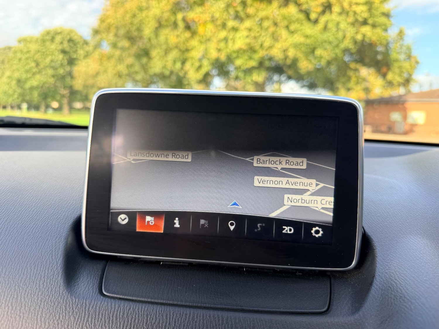 Used Mazda Mazda2 2015 for sale - 76703631: Photo 30