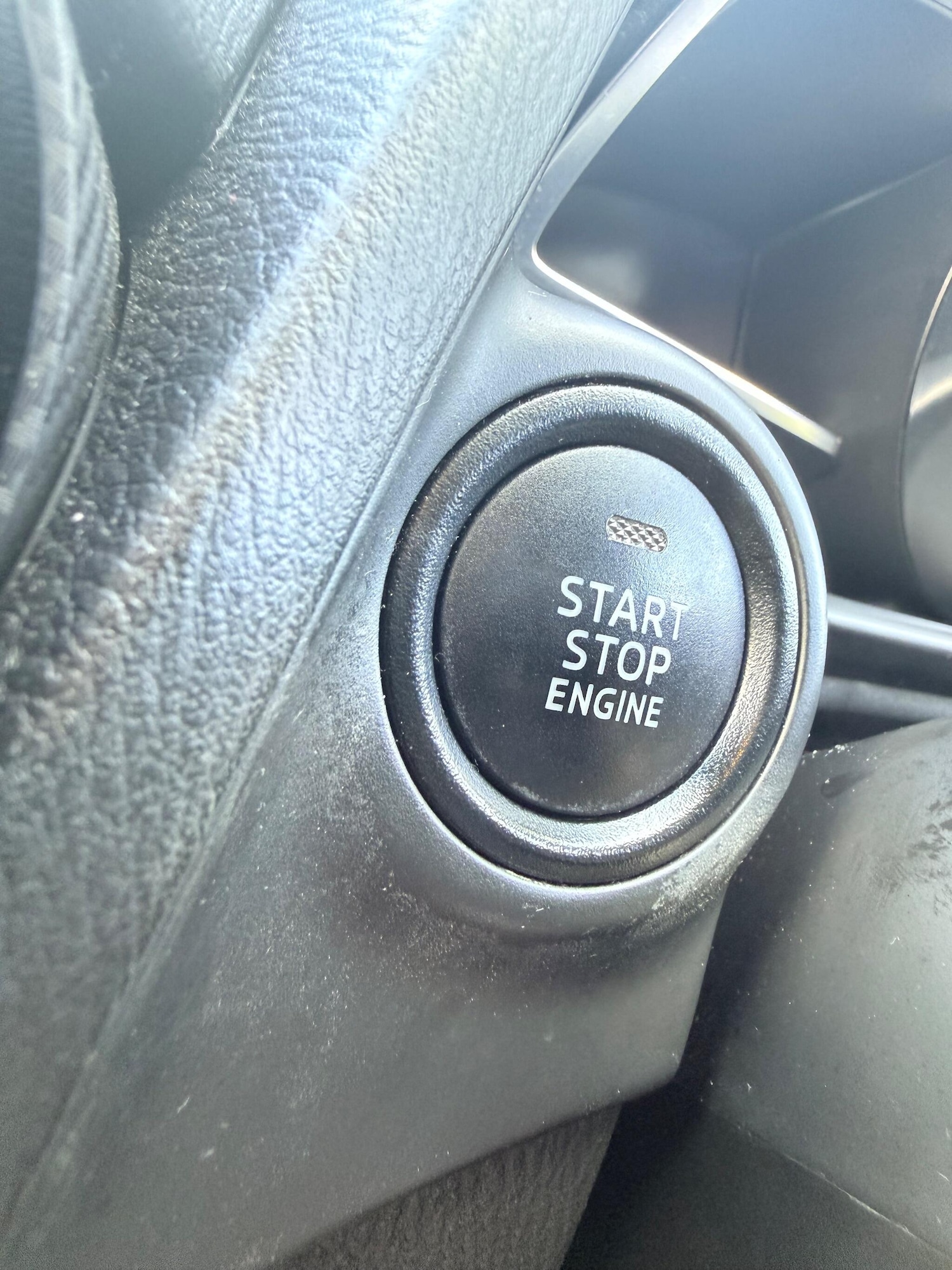 Used Mazda Mazda2 2015 for sale - 76703631: Photo 46