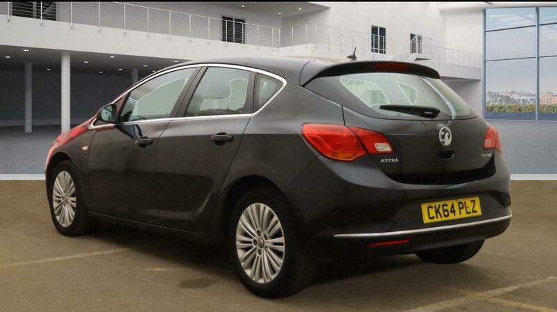 Used Vauxhall Astra 2014 for sale - 77020827: Photo 3