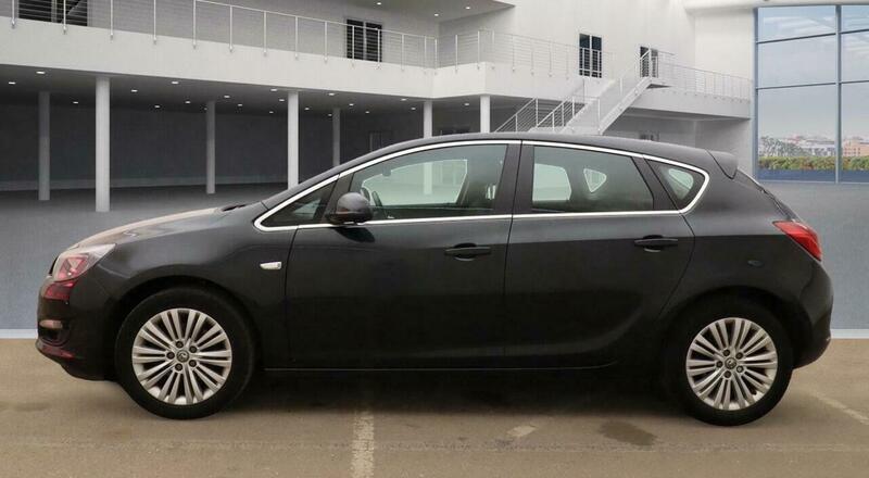 Used Vauxhall Astra 2014 for sale - 77020827: Photo 4