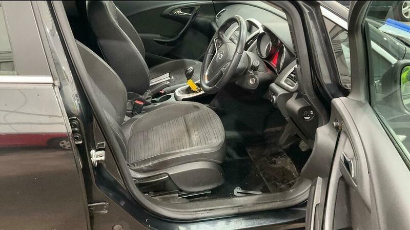Used Vauxhall Astra 2014 for sale - 77020827: Photo 5