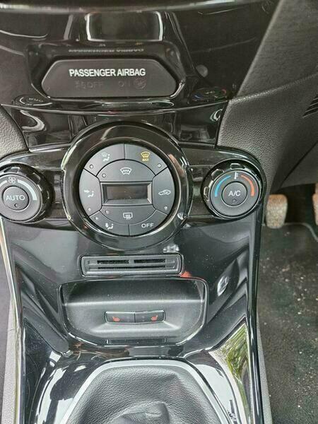 Used Ford Fiesta 2014 for sale - 76703625: Photo 15