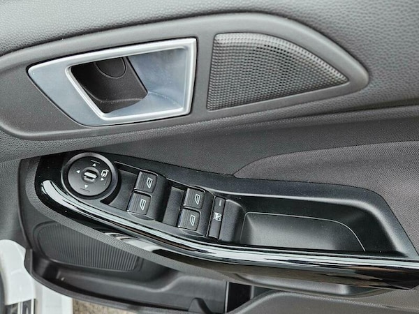 Used Ford Fiesta 2014 for sale - 75647028: Photo 39