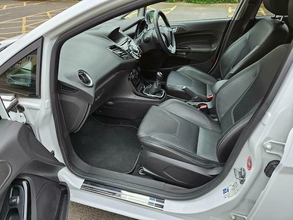 Used Ford Fiesta 2014 for sale - 75647028: Photo 53