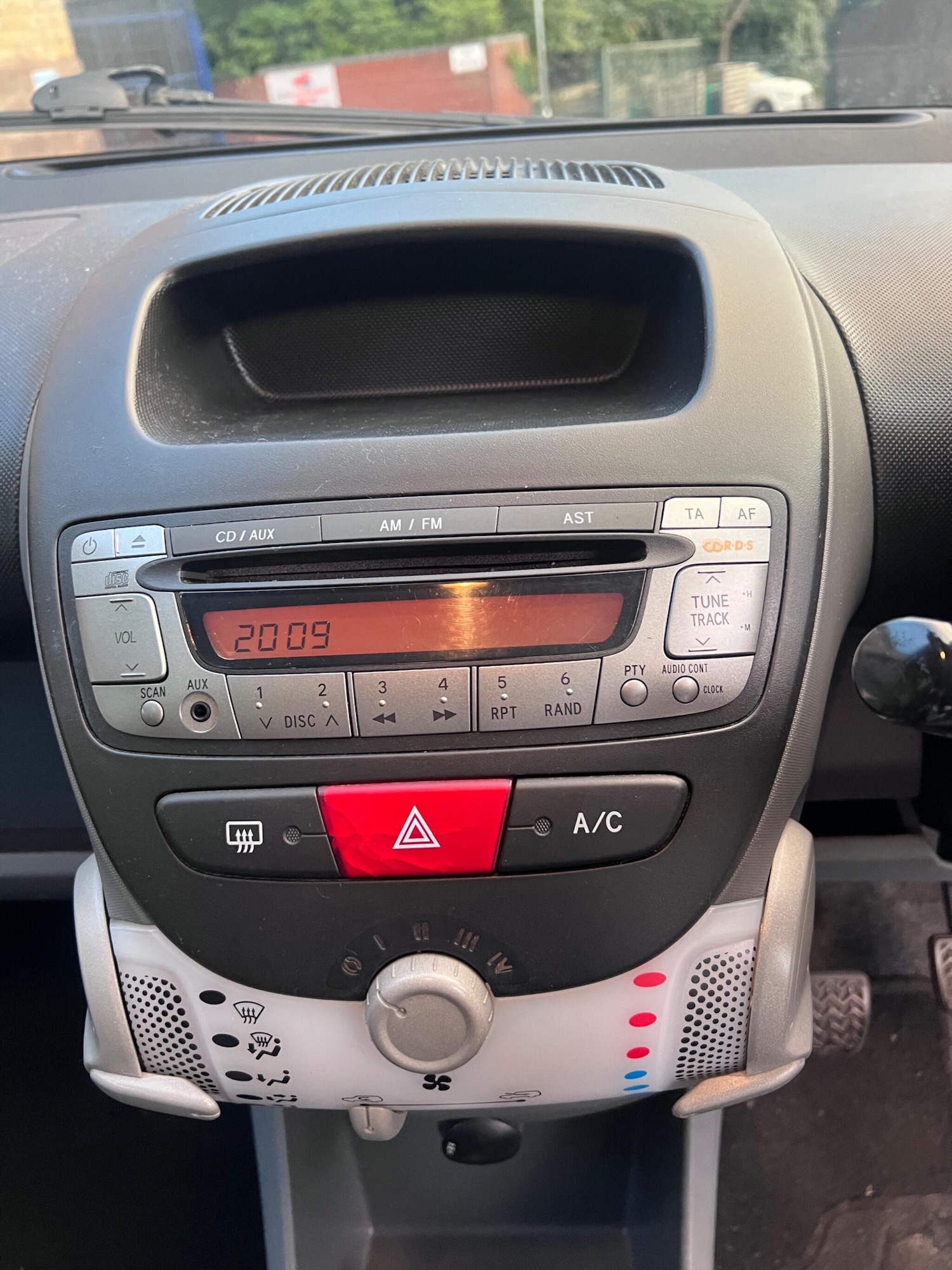 Vehicle 29
